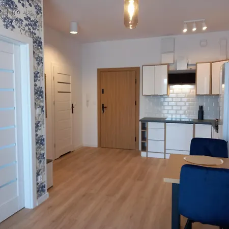 5 Apartment *